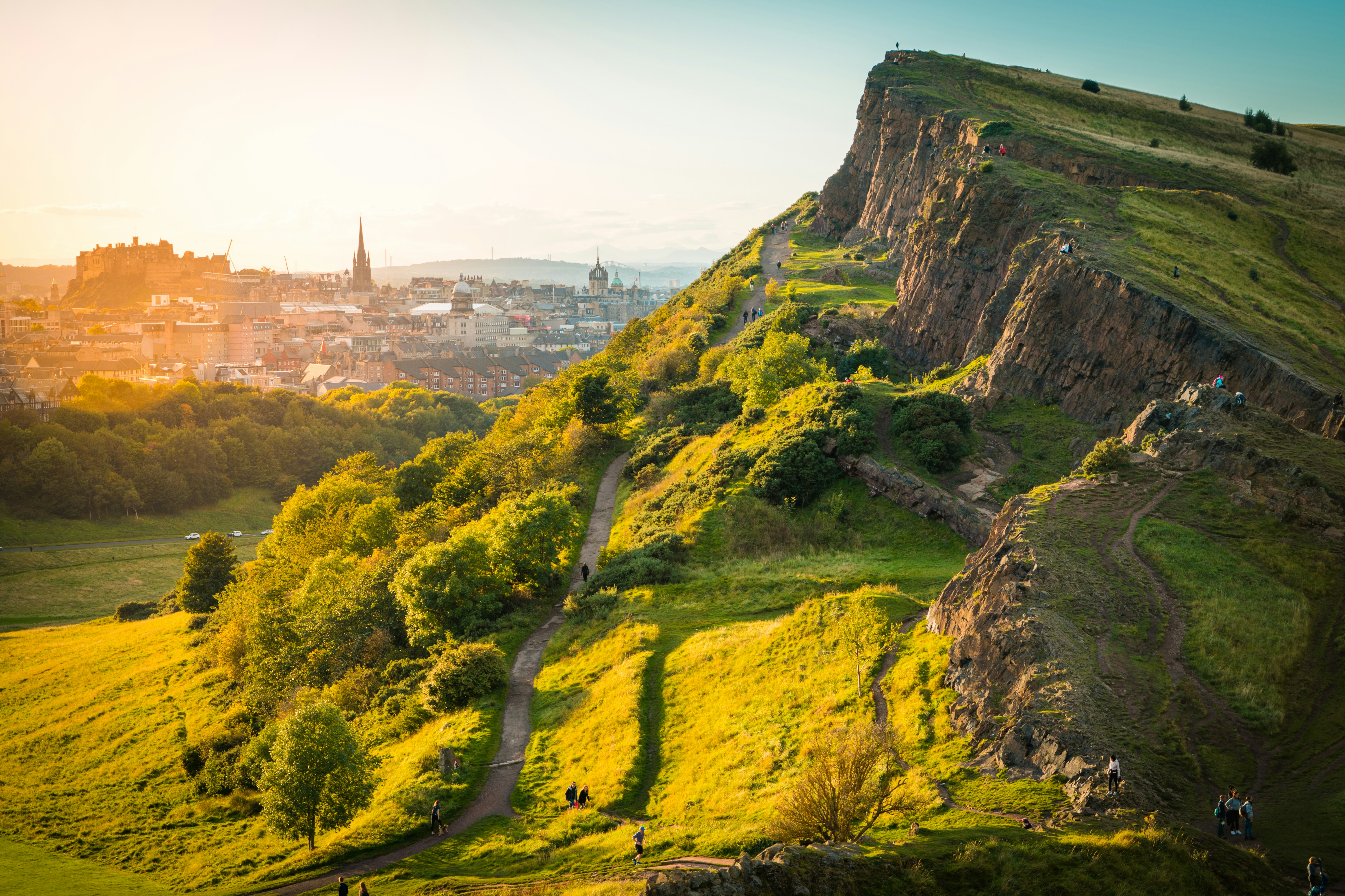 Arthur Seat - Edimbourg - crédit : mike-newbry-xccv7VJKEf8-unsplash